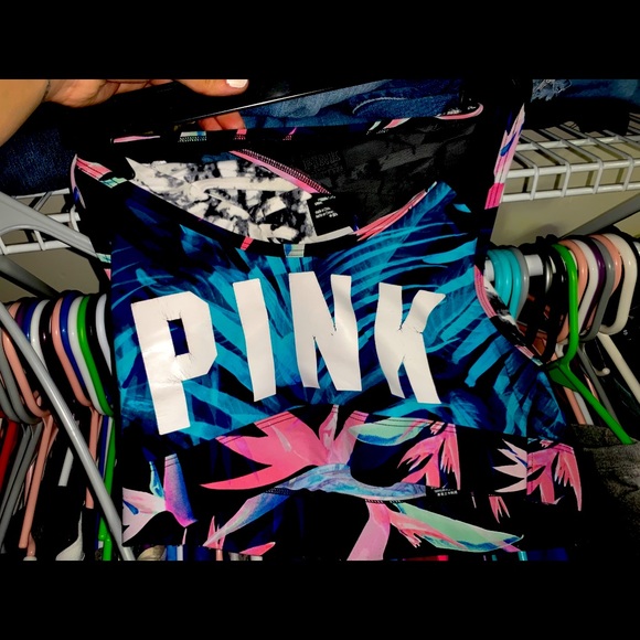 Victoria Secret Sports Bra - Picture 1 of 2